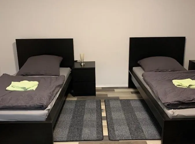 Habitación en casa particular Monteurzimmer Oberlistingen Zweibettzimmer Mit 2 Baedern *